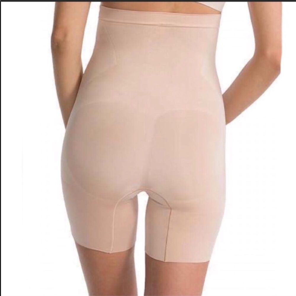 SPANX OnCore High Waist Mid Thigh Shaper! - Picture 2 of 7